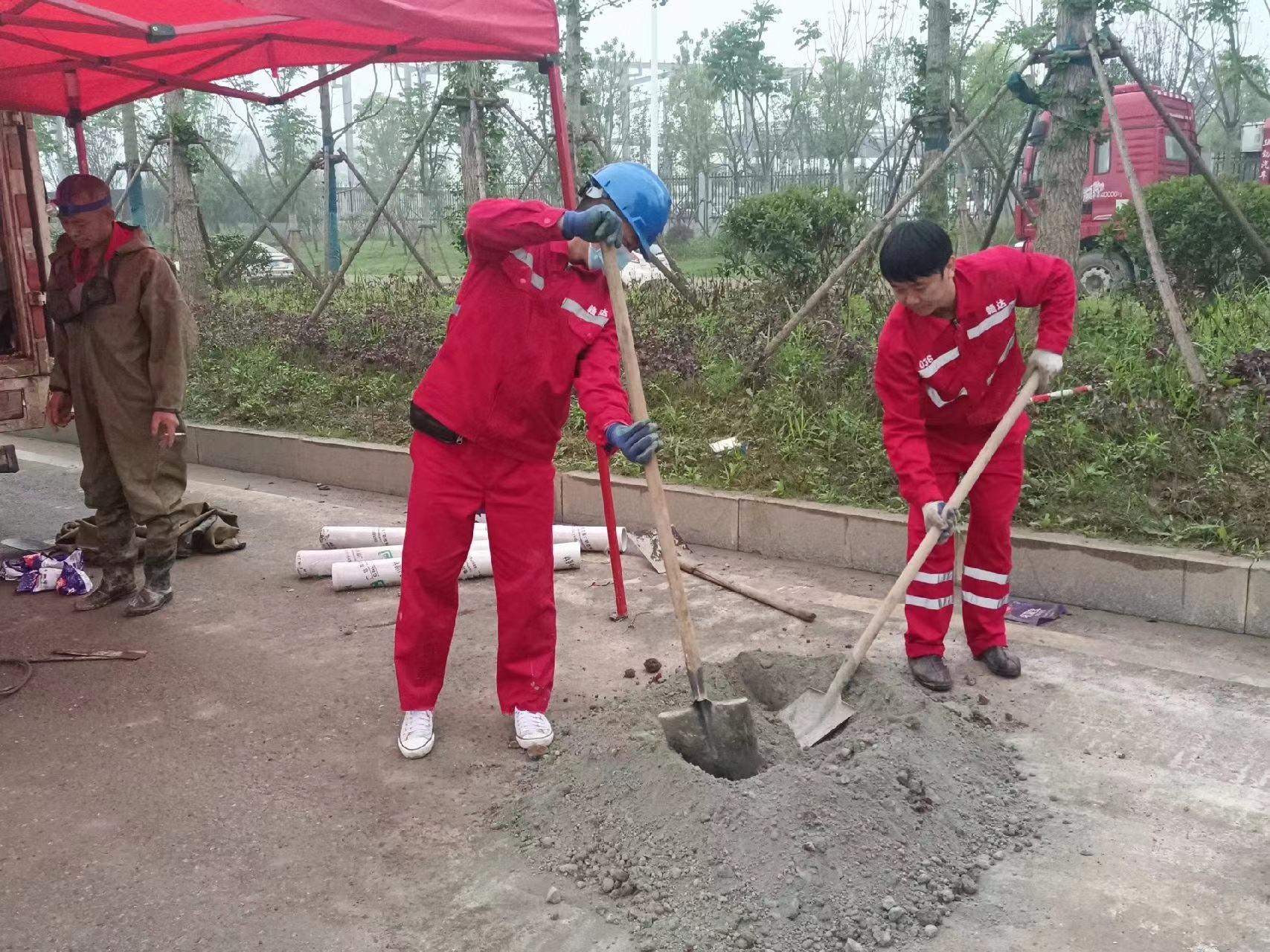 承德管道疏通哪家好】及时进行市政管道清淤